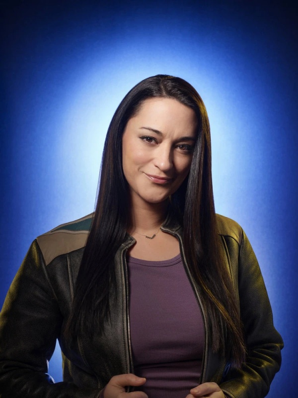 Asta Twelvetrees - AI Character on RolePlai