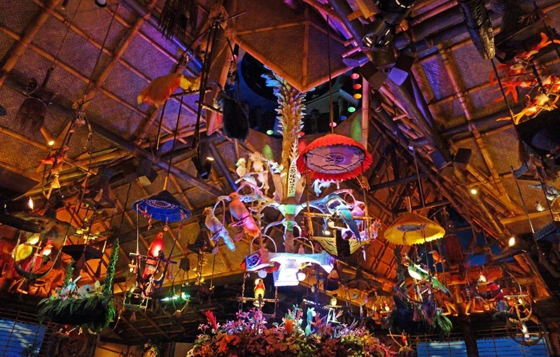 Enchanted Tiki Room Birds - AI Character on RolePlai