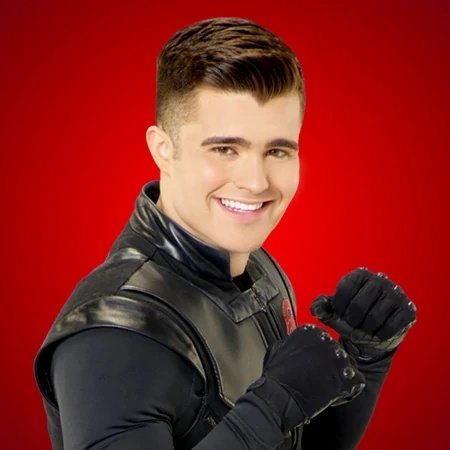 Adam Davenport - AI Character on RolePlai