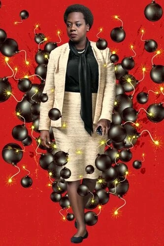Amanda Waller - AI Character on RolePlai