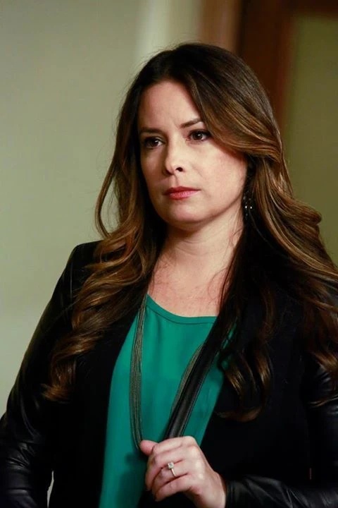 Piper Halliwell - AI Character on RolePlai