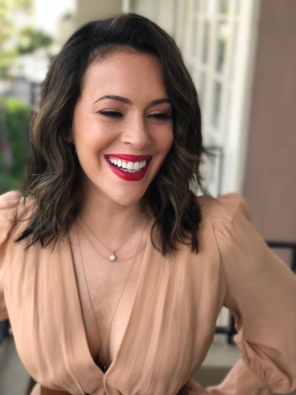 Phoebe Halliwell - AI Character on RolePlai