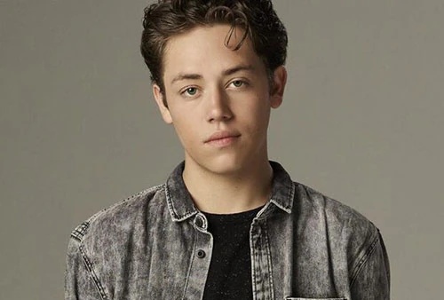 Jacob Hunter - AI Character on RolePlai