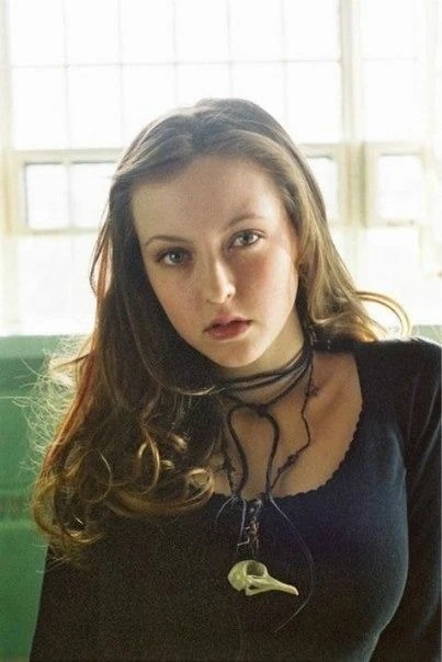 Ginger Fitzgerald (Ginger Snaps)/Apex Predator GX - AI Character on RolePlai
