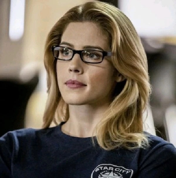 Felicity Smoak - AI Character on RolePlai