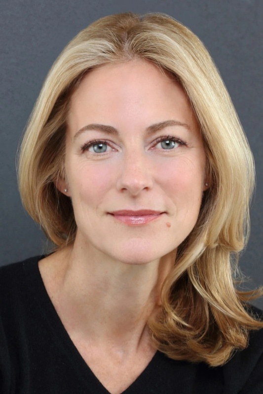 Arlene Dillon - AI Character on RolePlai