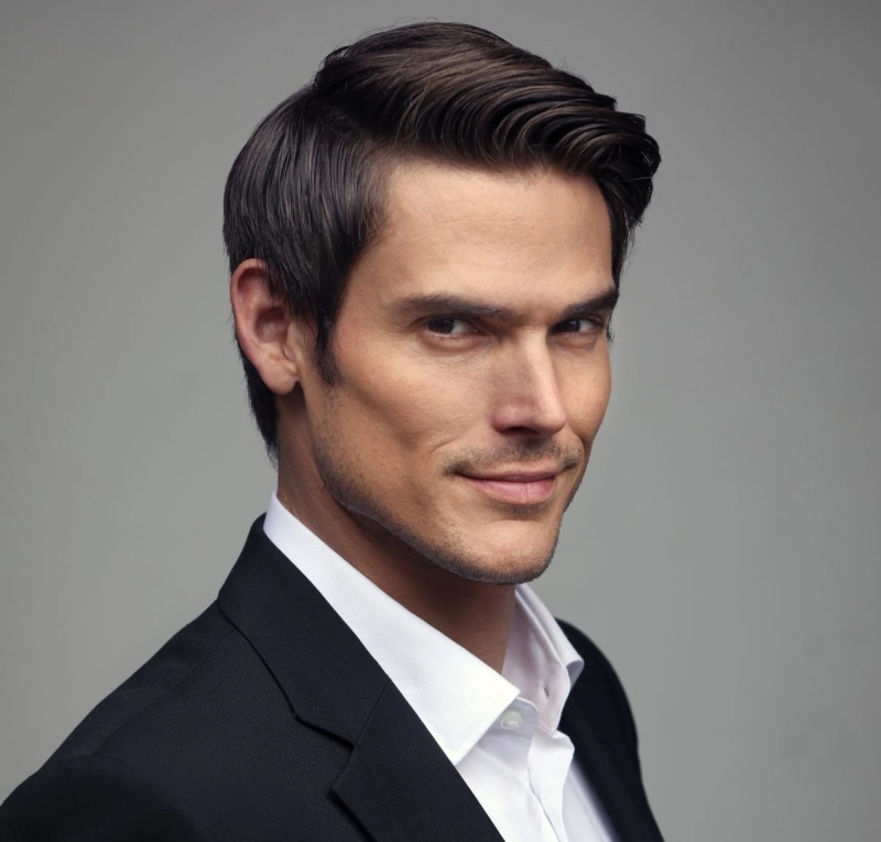 Adam Newman - AI Character on RolePlai