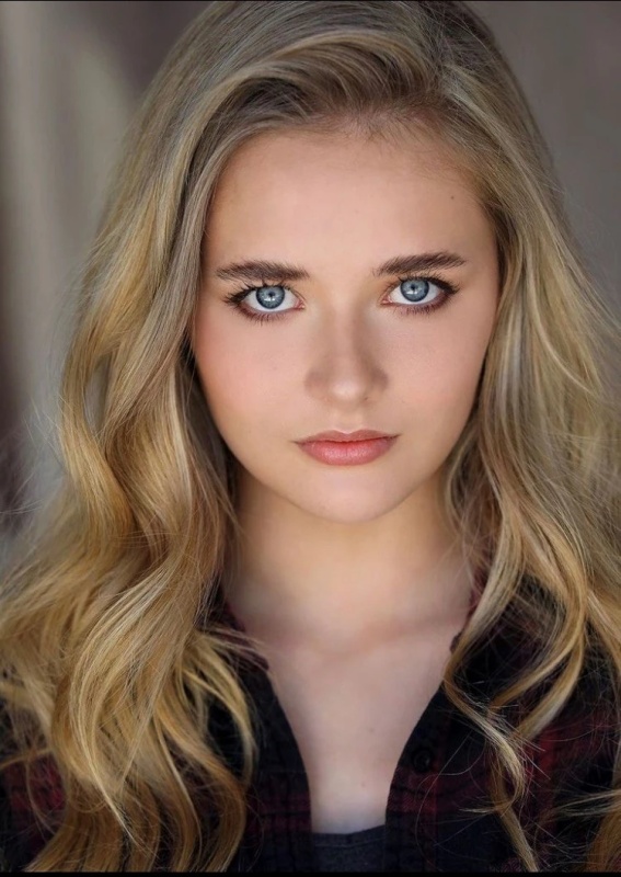 Faith Newman - AI Character on RolePlai
