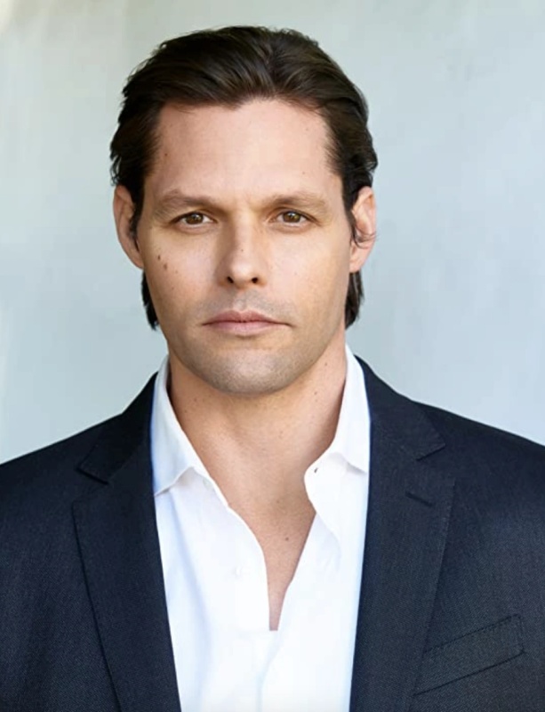 Jamie Martin - AI Character on RolePlai