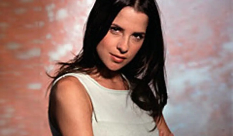 Livvie Locke - AI Character on RolePlai
