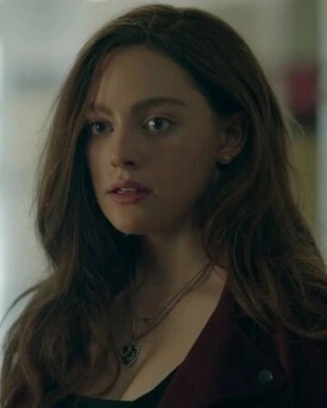 Hope Mikaelson - AI Character on RolePlai