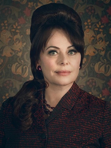 Peggy Sykes - AI Character on RolePlai