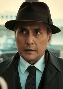 Victor Aziz - AI Character on RolePlai