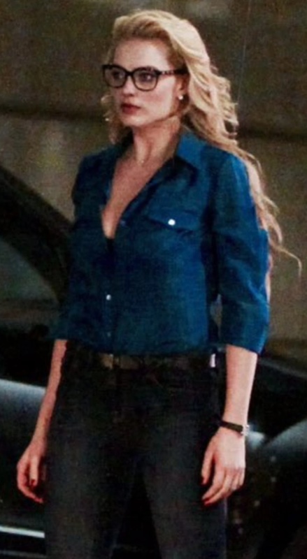 Harleen Chill (Earth 1) - Smallville Extended Universe - AI Character on RolePlai