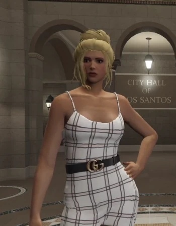 Claire Hamilton - AI Character on RolePlai