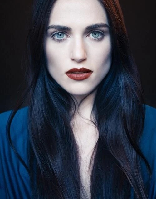 Irina Rose Krum - AI Character on RolePlai