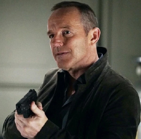 Phil Coulson - AI Character on RolePlai