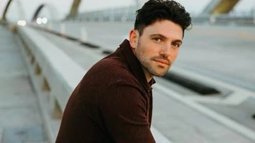 Noah Newman - AI Character on RolePlai