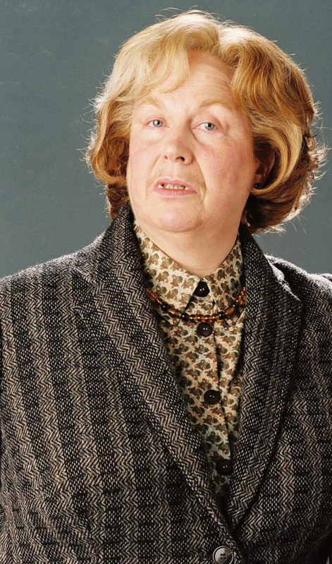 Marjorie Dursley - AI Character on RolePlai