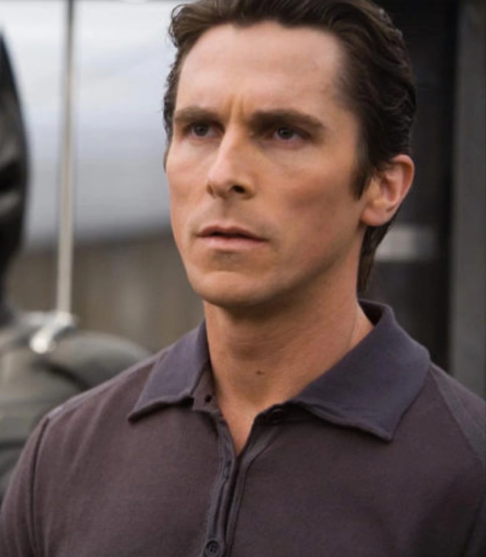 Bruce Wayne (Earth 1) - Smallville Extended Universe - AI Character on RolePlai