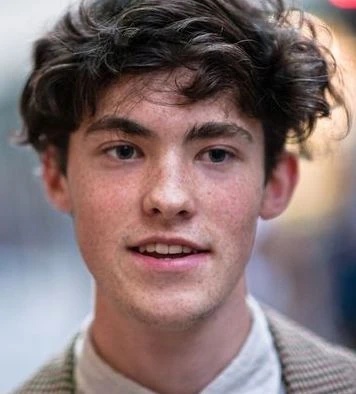 George Stebbins - AI Character on RolePlai