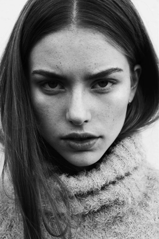 Philippa Beutel - AI Character on RolePlai