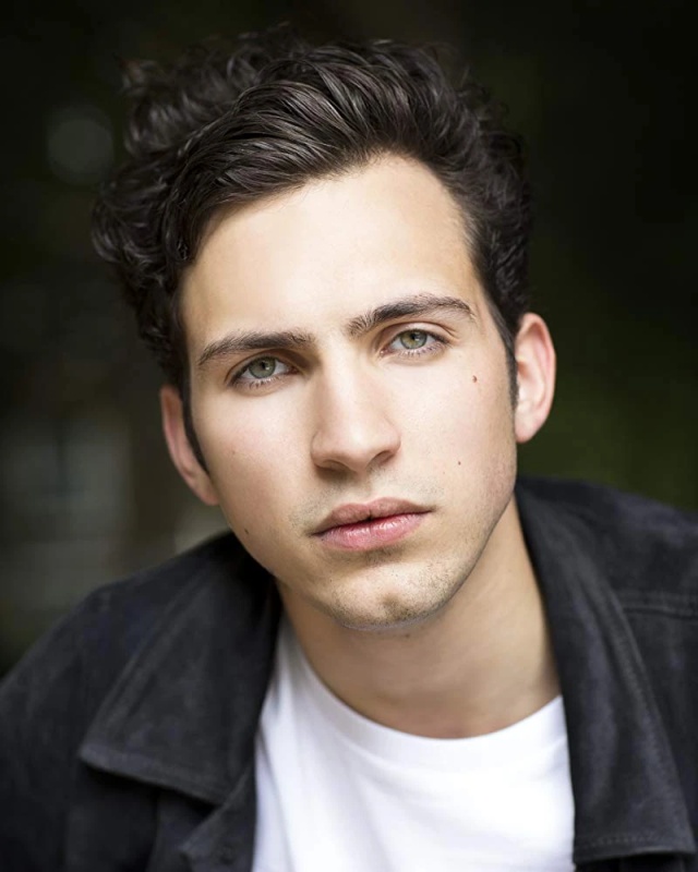 Barney Harris - AI Character on RolePlai