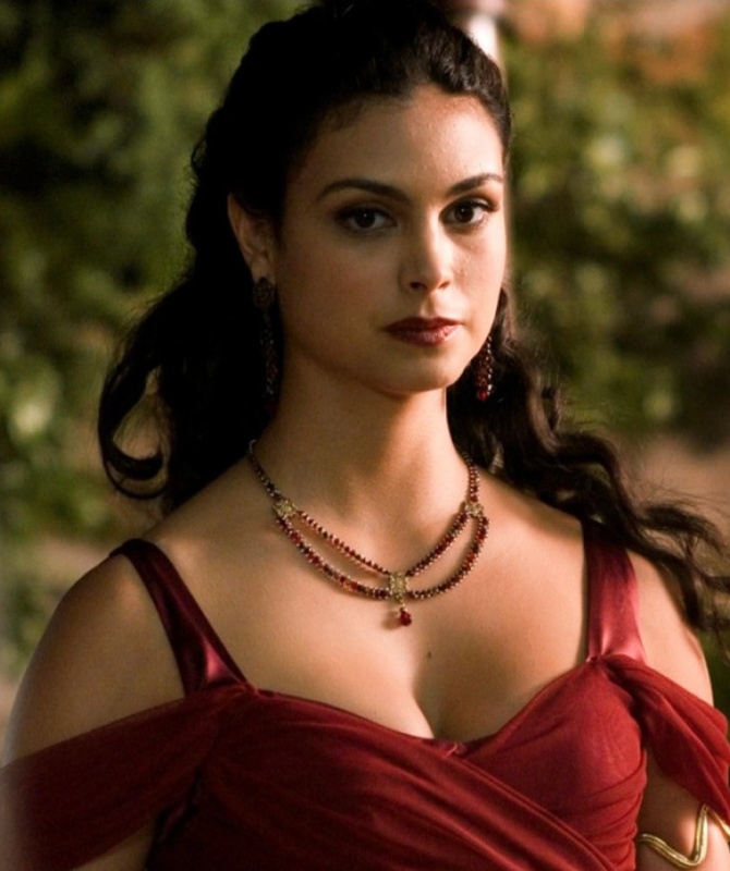 Mara Vaith - AI Character on RolePlai