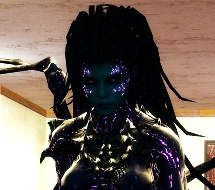 Insect-Woman - AI Character on RolePlai
