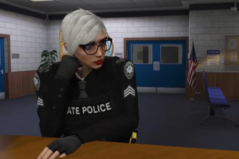 Claire Everly - AI Character on RolePlai