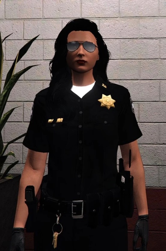 Mara Fox - AI Character on RolePlai