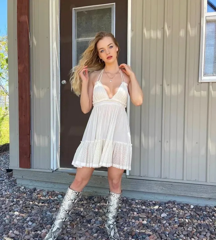 Claire Brady - AI Character on RolePlai