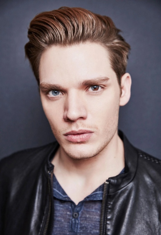 Jace Herondale - AI Character on RolePlai
