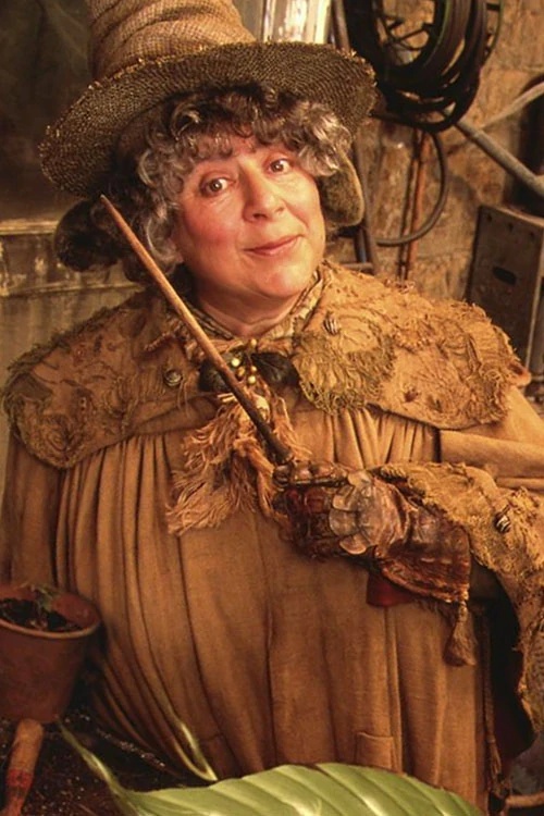 Pomona Sprout - AI Character on RolePlai