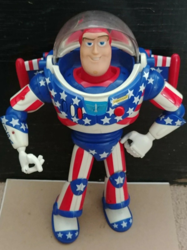 Buzz Lightyear - AI Character on RolePlai