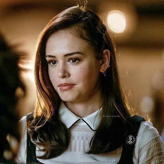 Josie Saltzman - AI Character on RolePlai