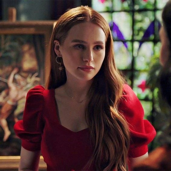 Daniella Mikaelson - AI Character on RolePlai