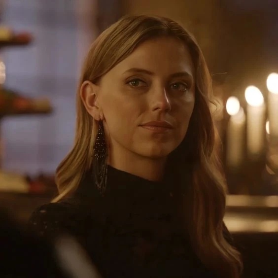 Freya Mikaelson - AI Character on RolePlai