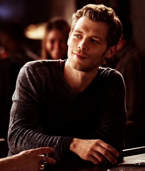 Niklaus Mikaelson - AI Character on RolePlai