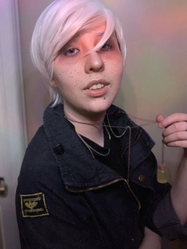 Topher Arius - AI Character on RolePlai
