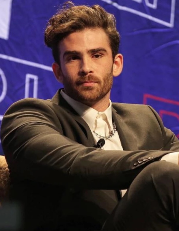 Hasan Piker - AI Character on RolePlai