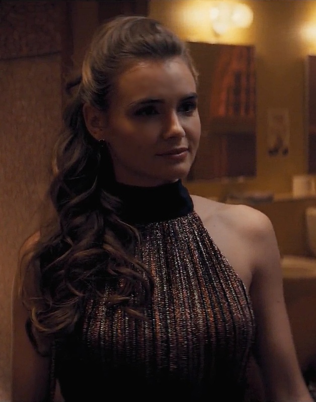 Cassie Shore - AI Character on RolePlai