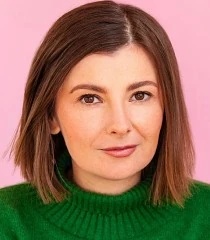 Cassandra Lee Morris - AI Character on RolePlai