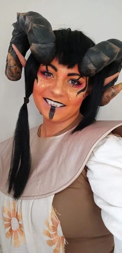 Clementine - AI Character on RolePlai