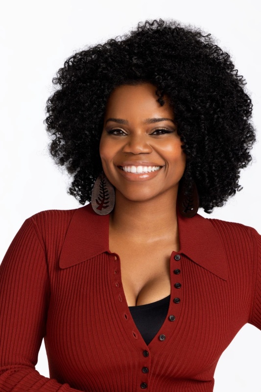 Amara Patterson - AI Character on RolePlai