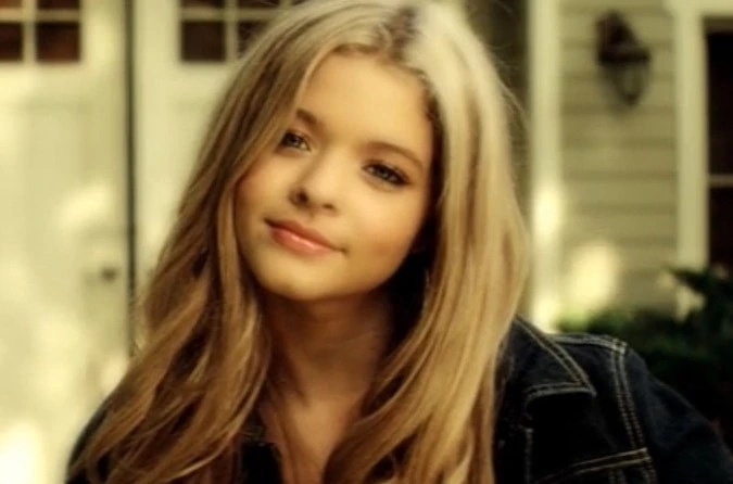 Ailson Dilaurentis - AI Character on RolePlai