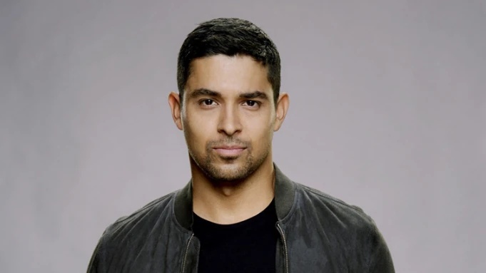 Oriel Fuentes - AI Character on RolePlai