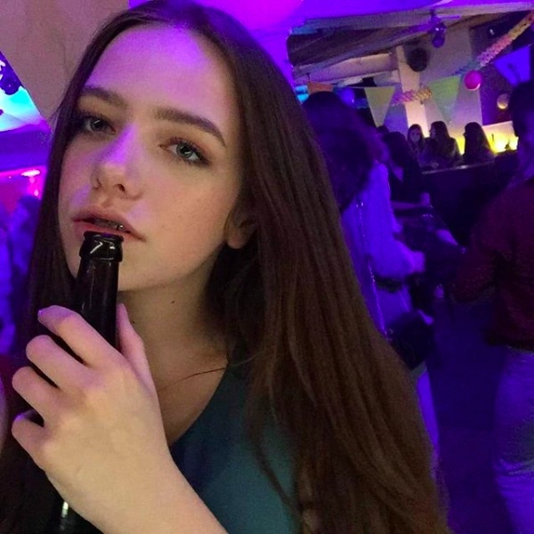 Jana Ackermans - AI Character on RolePlai
