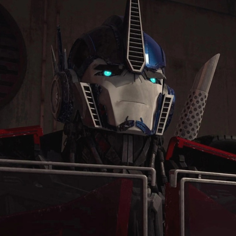 Optimus Prime - AI Character on RolePlai