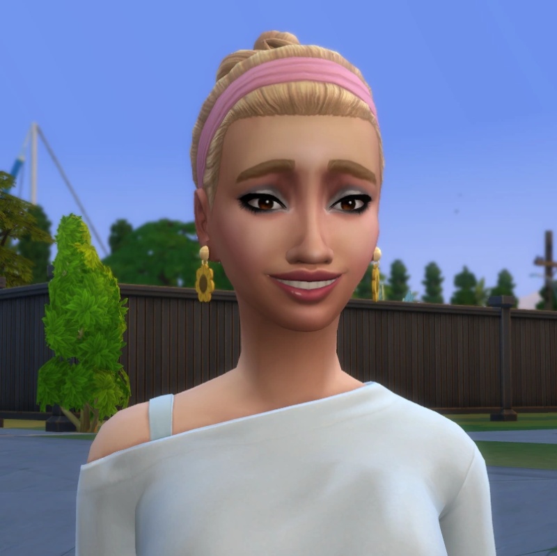 Soraya Hampton - AI Character on RolePlai